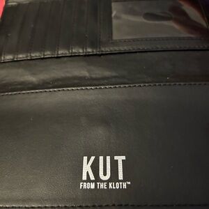 Kut from the Kloth Black Women,s Bi-Fold Wallet with ID Window